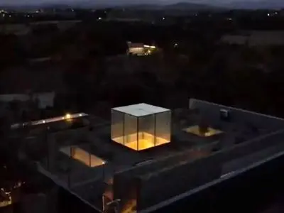 فیلم معماری ویلای شاهکار/ازش فقط یه مکعب معلومه بقیش تو زمین شیب دار پشتشه