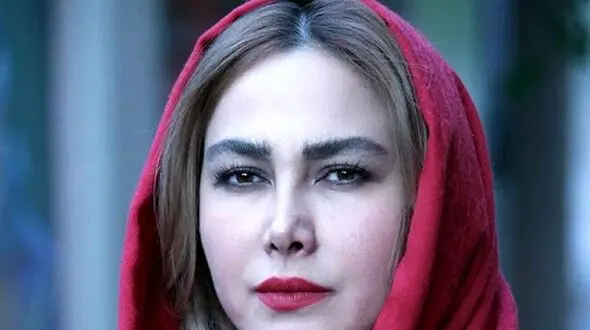 آناهیتا نعمتی: آدم خودش تعیین می کنه که می خواد ازش سواستفاده بشه یا نه / رایکا دختر آنا: خجالتت نمیکشی این فیلم ها را بازی می کنی؟