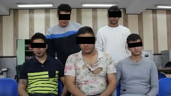 کرکری اوباش مست در یک حمله مسلحانه به کارگاه طلاسازی+ عکس