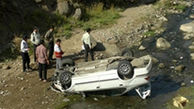 پرواز مرگ خودرو به رودخانه کرج / 2 تن قربانی و 2 تن گم شدند + عکس