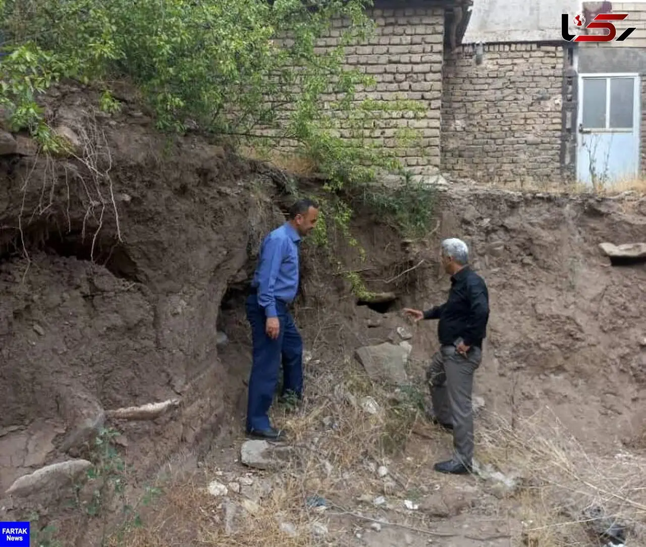 کشف گنج های نفیس و باستانی هنگام خاکبرداری در گیلان !
