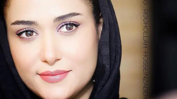 سورپرایز تولد پریناز ایزدیار توسط کارگردان معروف / کیک تولد خاص و لاکچری خانم بازیگر !