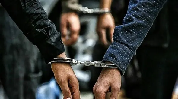 بازداشت 2 برادر که در شهرری داروی لاغری تولید می کردند / شیشه ماده اصلی بود! 