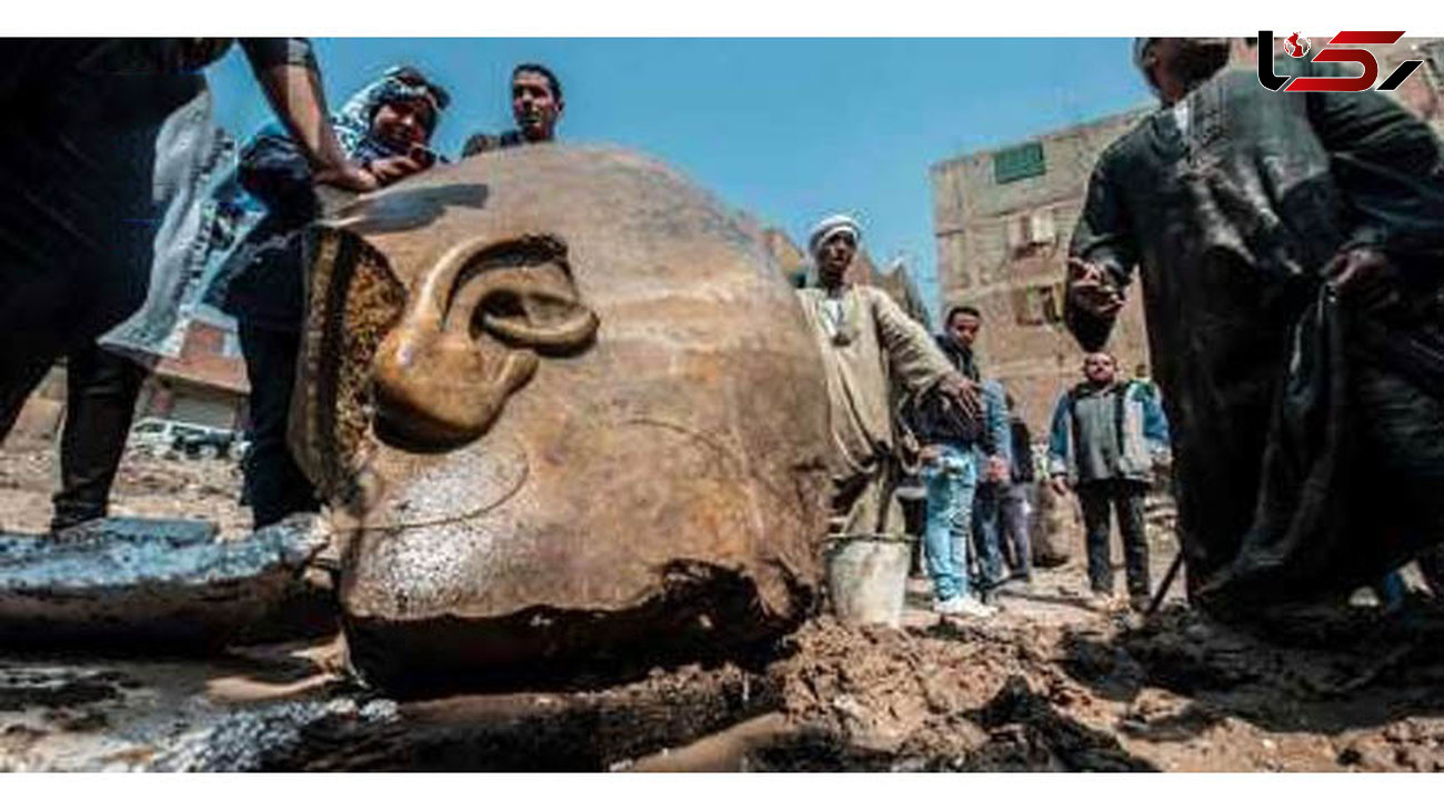 کشف مجسمه 8 متری فرعون در مصر +عکس