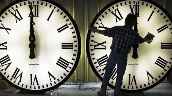 لایحه دوفوریتی دولت برای تغییر ساعت رسمی