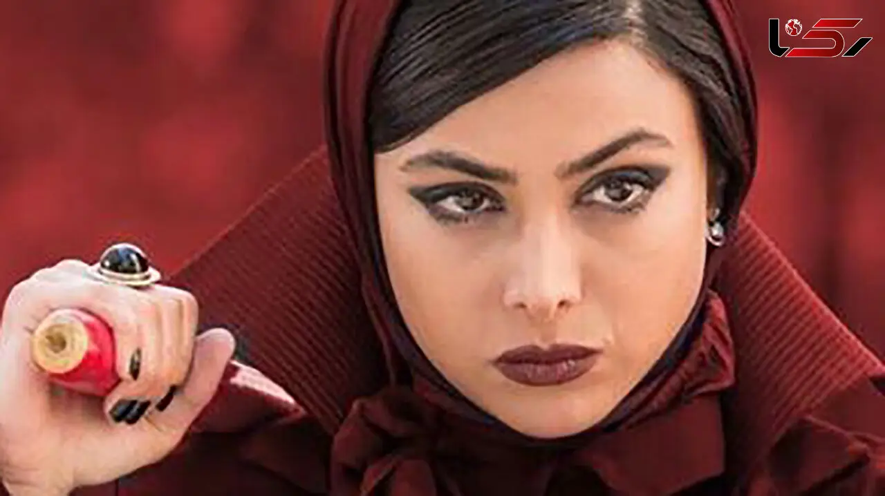 بیوگرافی آزاده صمدی را بخوانید