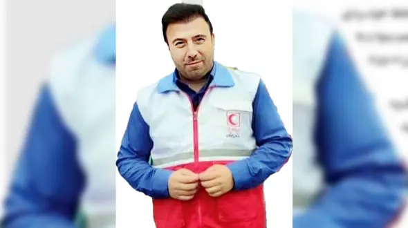 فیلم حیرت انگیز از نجات جان دانش آموز از مرگ توسط ناظم مدرسه + گفتگو و عکس