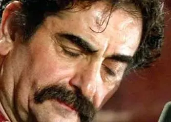 دانلود آهنگ میگذرد کاروان با صدای شهرام ناظری