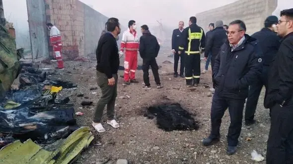 سلیمی : بعید است مسافران هواپیمای اوکراینی کسی زنده باشند/ به منازل مسکونی خسارت وارد نشده است + فیلم و عکس