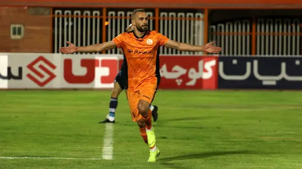 رستمی: «تارتار» را حلال نمی‌کنم/ در ذوب آهن خیلی اذیتم کردند/ کار کردن با «حسین‌خانی» لذت‌بخش است