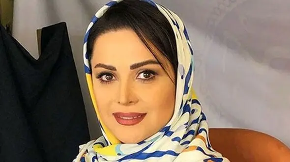 کمند امیرسلیمانی تغییرچهره داد/ خانم بازیگر با گریم قجری و روسری آبی+عکس