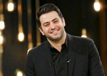 تفریحات لاکچری علی ضیا در گوشه گوشه دنیا؛ از عکس در کنار کشتی تفریحی تا خانه ای در وسط آب