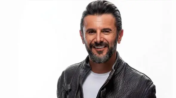 چه عواملی امین حیایی را جذاب‌تر از آنچه هست نشان می‌دهند؟