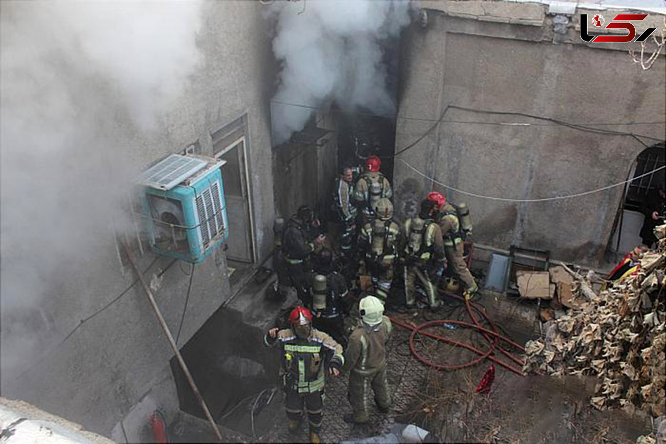 عکس های لحظه به لحظه با آتش سوزی وحشتناک در ناصرخسرو 