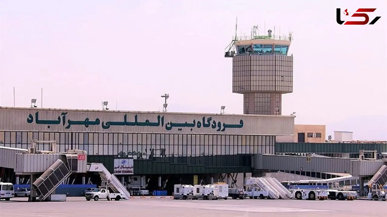 حادثه برای هواپیمای مسافربری در باند فرودگاه مهرآباد / هواپیمای پرواز شیراز پر از مسافر بود