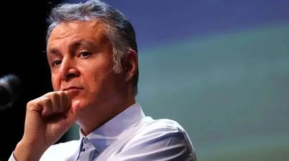 انتقاد محمد فاضلی از سطحی‌نگر بودن برخی سیاستمداران