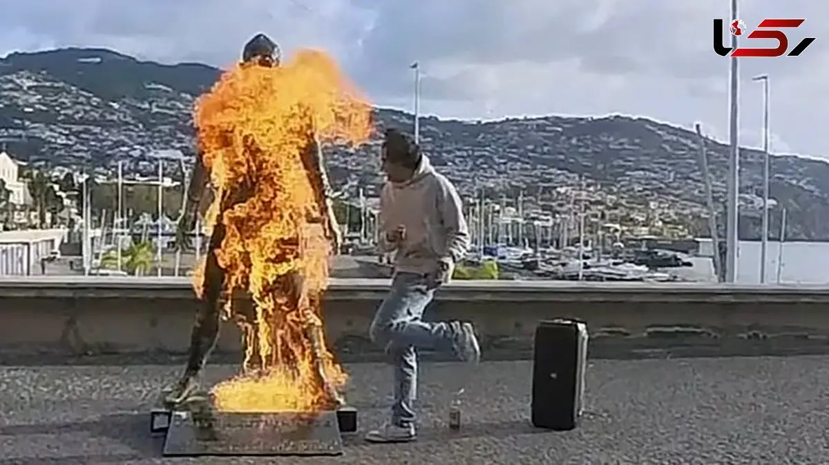 آتش  زدن مجسمه رونالدو در زادگاهش / مرد مهاجم: این آخرین هشدار خداست