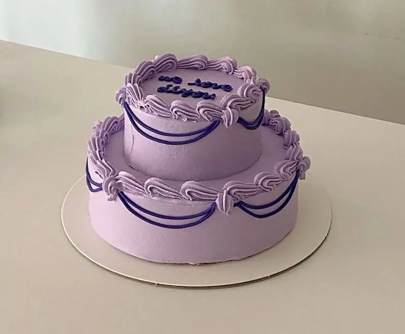 قیمت کیک تولد دو طبقه