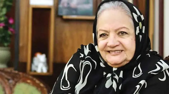 عکس سفر در زمان / شهلا ریاحی در 30 سالگی سوار بر الاغ در «بوسۀ مادر»