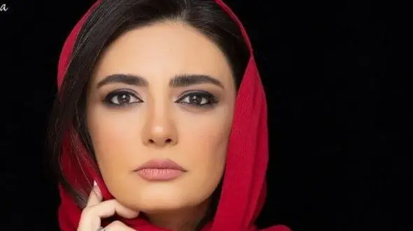 لیندا کیانی هم رد داد ! /  جلف بازی بعید از خانم بازیگر ! + عکس جنجالی