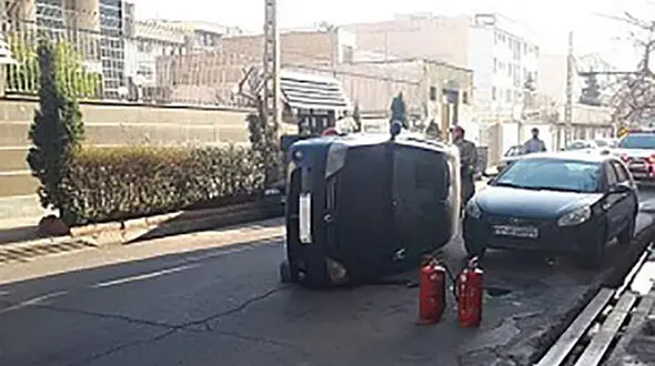خانم جوان خودرو ال 90 را در نارمک چپ کرد + عکس