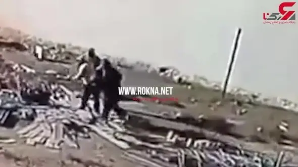 سگ با وفا صاحبش را از زیر چنگال های سگ های ولگرد نجات داد+ فیلم