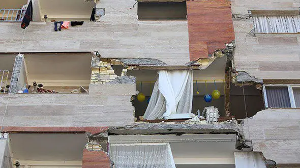 مرگ تلخ 6 دانش‌آموز کرمانشاهی در زلزله دیشب/ هیچ مدرسه‌ای تخریب کامل نشده است