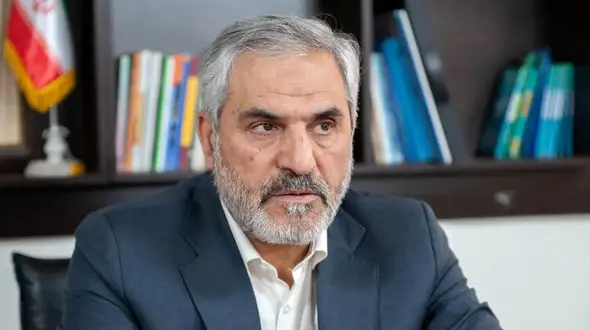 نقض قانون اساسی از منکرات سنگین به شمار می رود /  همانند گشت ارشاد مسئولان، عملکرد دستگاه ها را رصد و به آنها تذکر می دهیم