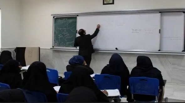 استفاده از اساتید حق التدریس در دانشگاه های دولتی ممنوع شد