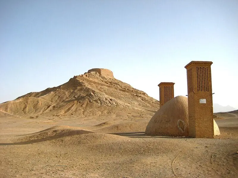 Yazd_towers_of_silence