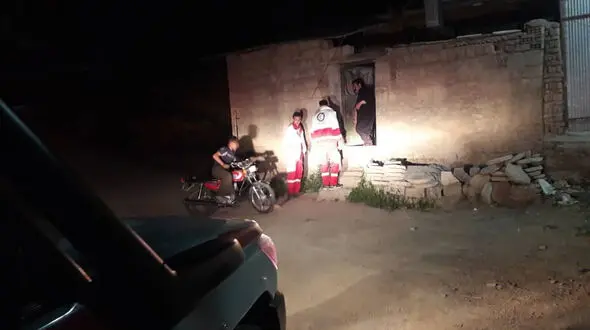 اولین عکس ها از خانه‌های تخریب شده در روستای جشن آباد