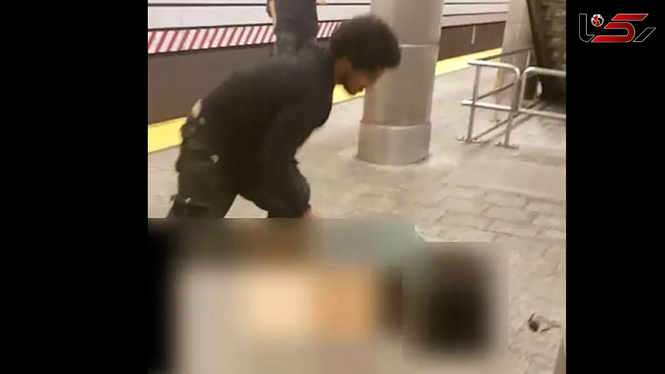 آزار شیطانی  یک زن در ایستگاه مترو منهتن + عکس