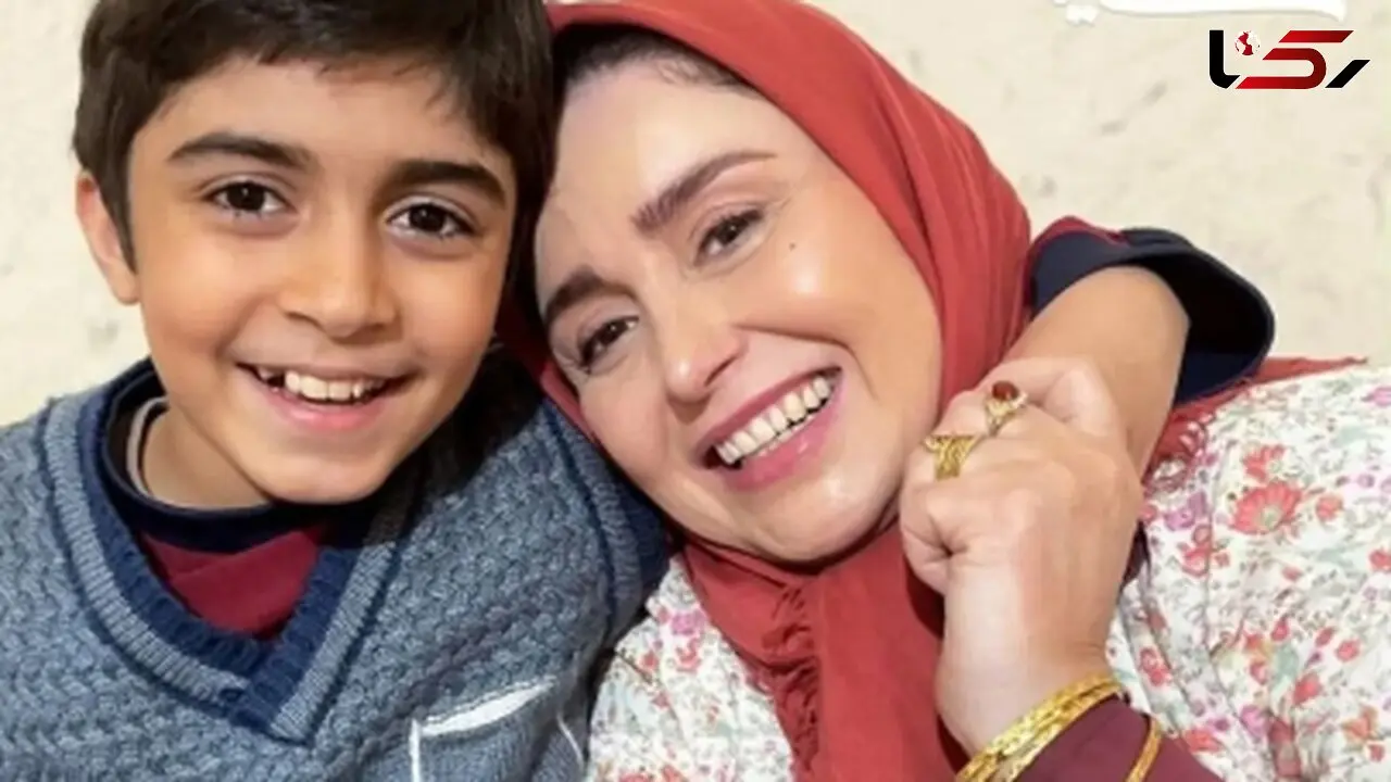 فیلم /دکوراسیون و چیدمان لوکس خانه پدری رایان سرلک کاوه زیرخاکی / مادر خوش سلیقه اش چه هارمونی رنگی انتخاب کرده از میلمان تا پرده ها و تابلوها