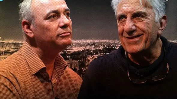 گفت‌وگوی احمد زیدآبادی و رضا کیانیان/ با محوریت شرایط فعلی جامعه و سیاست ایران