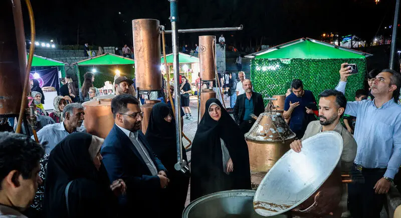 جشنواره گلاب‌گیری 