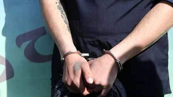  پسر تهرانی  3 شوگرمامی سن بالا داشت ! / بازداشت توسط پلیس