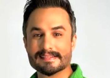دانلود آواز عاشقانه راغب / آهنگ  من عاشق تو عاشق  + متن