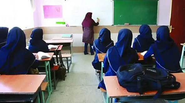 آمار متناقض آموزش و پرورش درباره تعداد نیروهای حق‌التدریسی