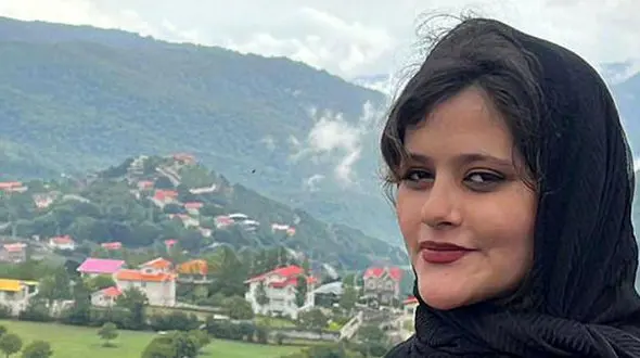 تاکید مجدد پدر مهسا امینی به معرفی مقصران مرگ دخترش !