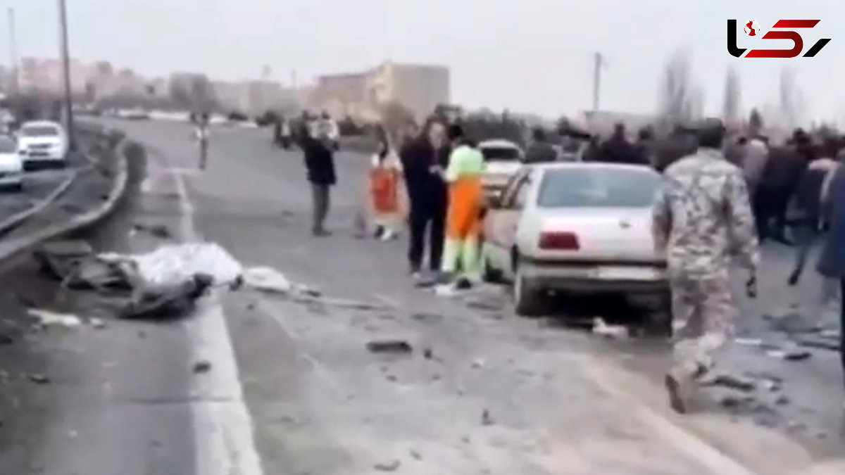فیلم تصادف وحشتناک 5 خودرو در اتوبان کسایی تبریز/ تاکسی زرد پودر شد