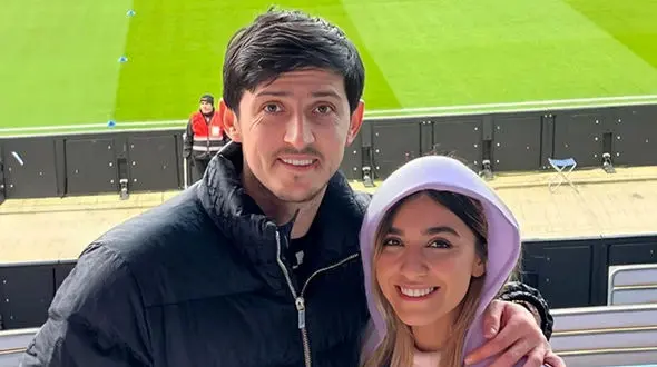 نگاهی به خانه و ماشین سوپرلوکس سردار آزمون / دکوراسیون خوشرنگ از جنس سلیقه  آناهیتا خانم ! + عکس ها