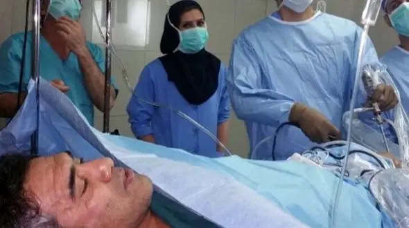 همسر عابدزاده: توی عروسی بودیم ساعت  یک شب  احمدرضا سردرد شدیدی گرفت    فریاد میکشید تا اینکه  به کما رفت  .../با دستور رئیس جمهور  جراحی شد ... بعضی ها بی انصاف ...