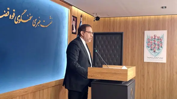 قرار وثیقه 500 میلیارد تومانی برای مدیرعامل و رئیس هیئت مدیره بانک آینده / شبنم نعمت زاده به زندان بازنگشت، وثیقه او ضبط شد/ آخرین وضعیت پرونده پژمان جمشیدی و بابک زنجانی