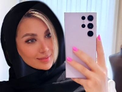 عکس/ نگاهی به کیک تولد خاص و خوشمزه مینا مختاری برای تولد بهرام رادان / دیزاین خوشگل با توت فرنگی و بلوبری/ همسر هنرمند داشتن این شکلیه