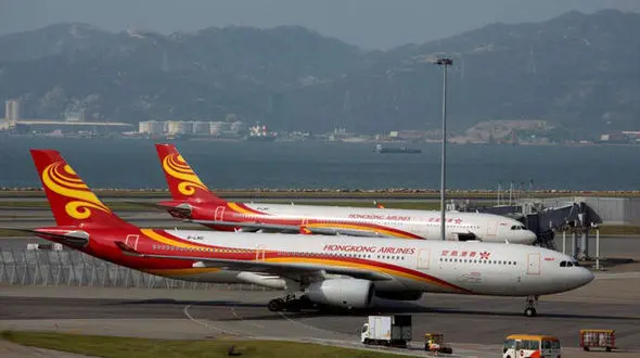 سرگردان شدن هزاران مسافر در پی کمبود سوخت برای پرواز هواپیما