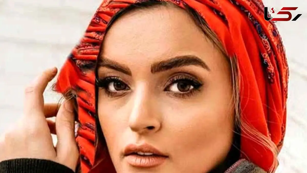 نگاهی به خونه زندیگ شیک و مدرن بیتای سریال آوای باران با چیدمان کاملاً امروزی/ واقعا چه سلیقه‌ای داره نیلوفر پارسا از راه پله مارپیچ تا شومینه و مبلمان شیک خاکستری ...