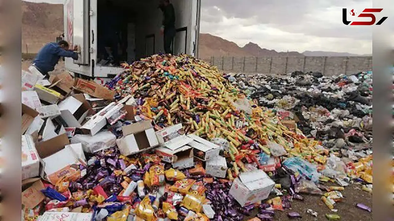 پنج تن مواد غذایی فاسد در دزفول معدوم شد