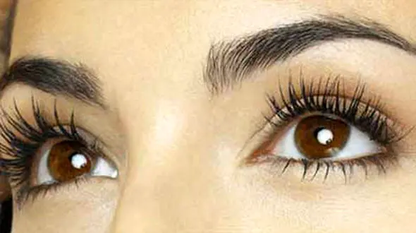 آرایش چشم مخصوص خانم های بالای 40 سال