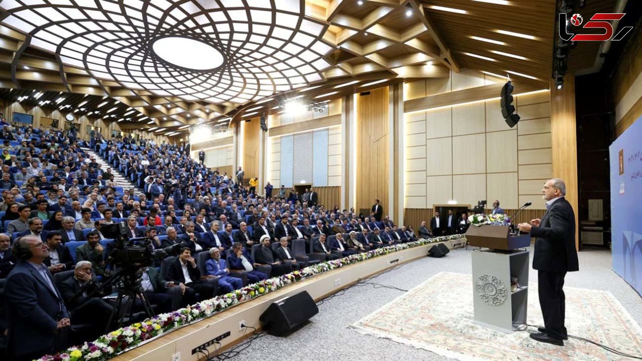 رئیس جمهور در دانشگاه تهران : در برابر حرف درست ایستادن ظلم است