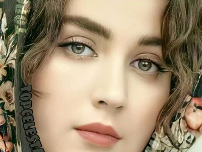 فیلم / افسانه پاکرو : خواستگارهای دیوانه ای دارم خیلی هاشون میگن ما دوبرادریم و میخوایم با تو و خواهرت ازدواج کنیم..